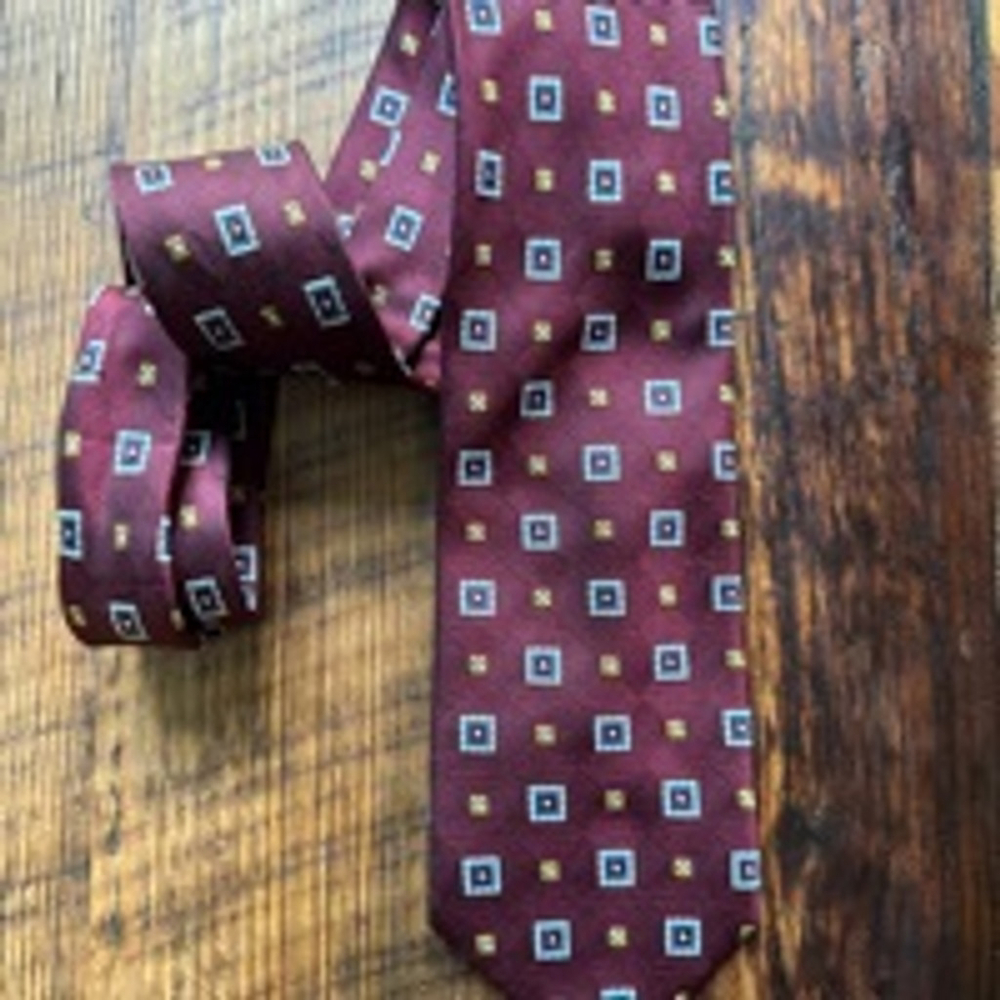 Men's Jos. A. Bank Burgundy Patterned Necktie One Size